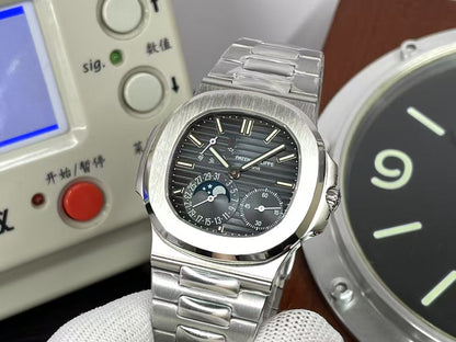 PPF V4 pp Nautilus Moon Phase 5712 240