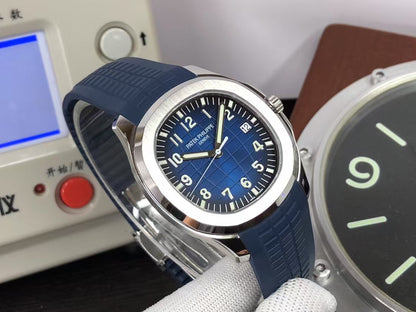 pp Aquanaut 5168G 330 Movement Blue Dial Blue Rubber Band
