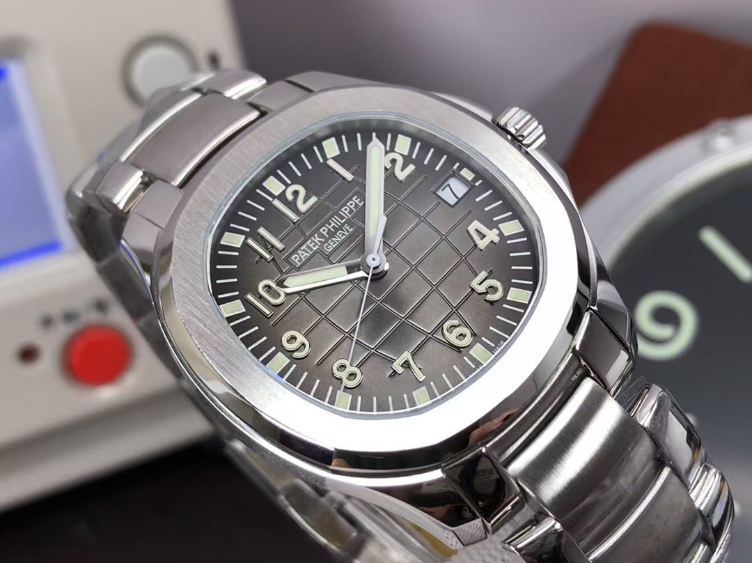 pp Aquanaut 5167A Stainless Steel Case Grey Dial Steel Bracelet with 324 Movement