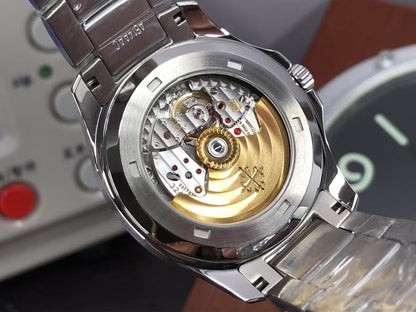 pp Aquanaut 5167A Stainless Steel Case Grey Dial Steel Bracelet with 324 Movement