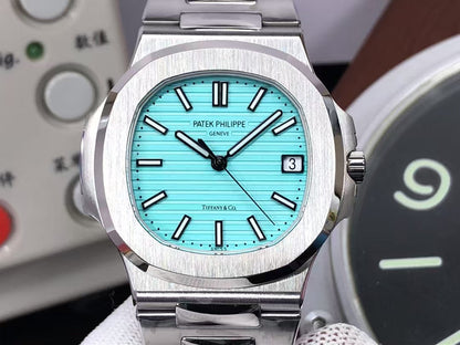 pp Nautilus 5711 324 Movement Tiffany Blue Dial
