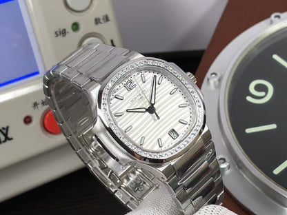 pp Nautilus Lady 7118 35mm 324 Movement Diamond Bezel White Dial