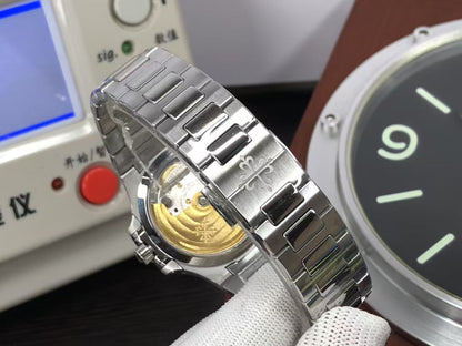 pp Nautilus Lady 7118 35mm 324 Movement Diamond Bezel White Dial