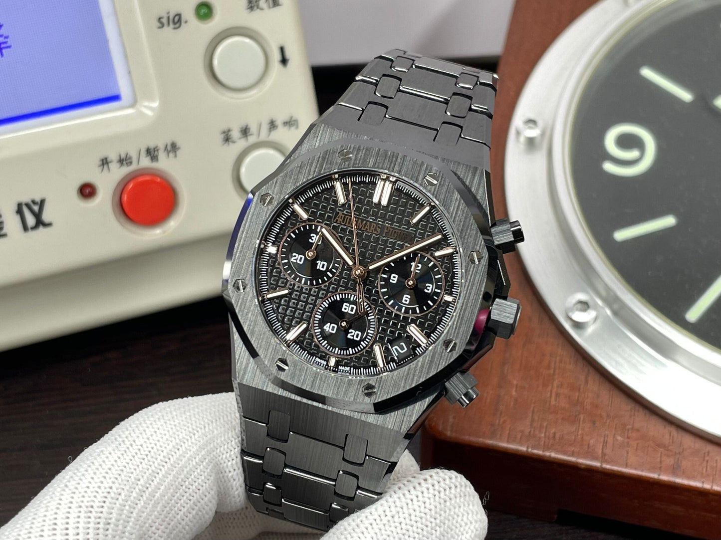 ap Royal Oak Chrono 26240 Black Ceramic Case 4401 Movement with Black Dial