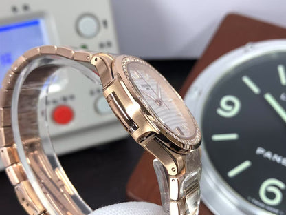 pp Nautilus Ladies 7118 Rose Gold Case White Dial Diamond Bezel with 324 Movement