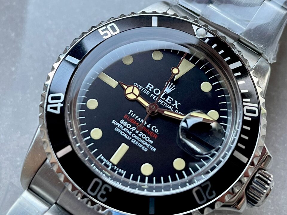 Vintage Rolex Submariner Date Tiffany & Co 16610A30B9315 Black dial with SS bracelet
