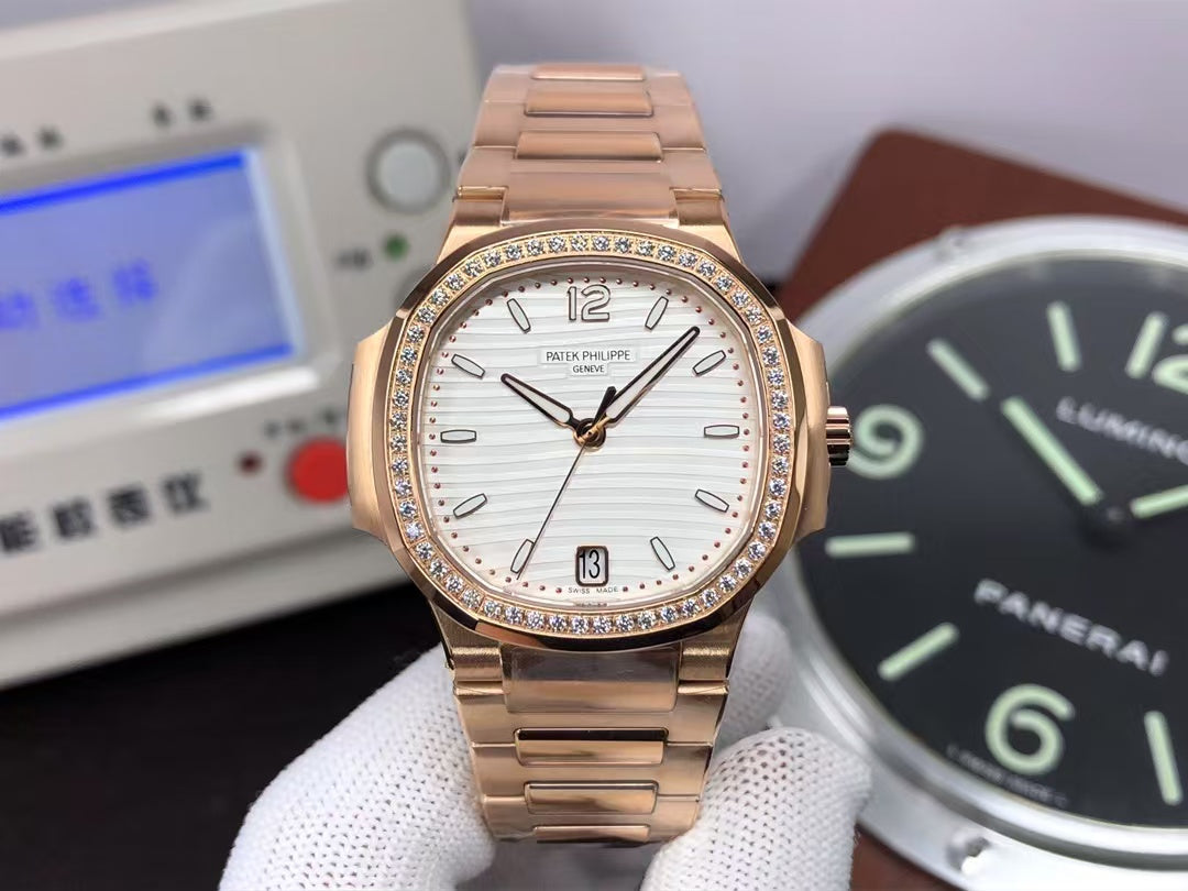 pp Nautilus Ladies 7118 Rose Gold Case White Dial Diamond Bezel with 324 Movement