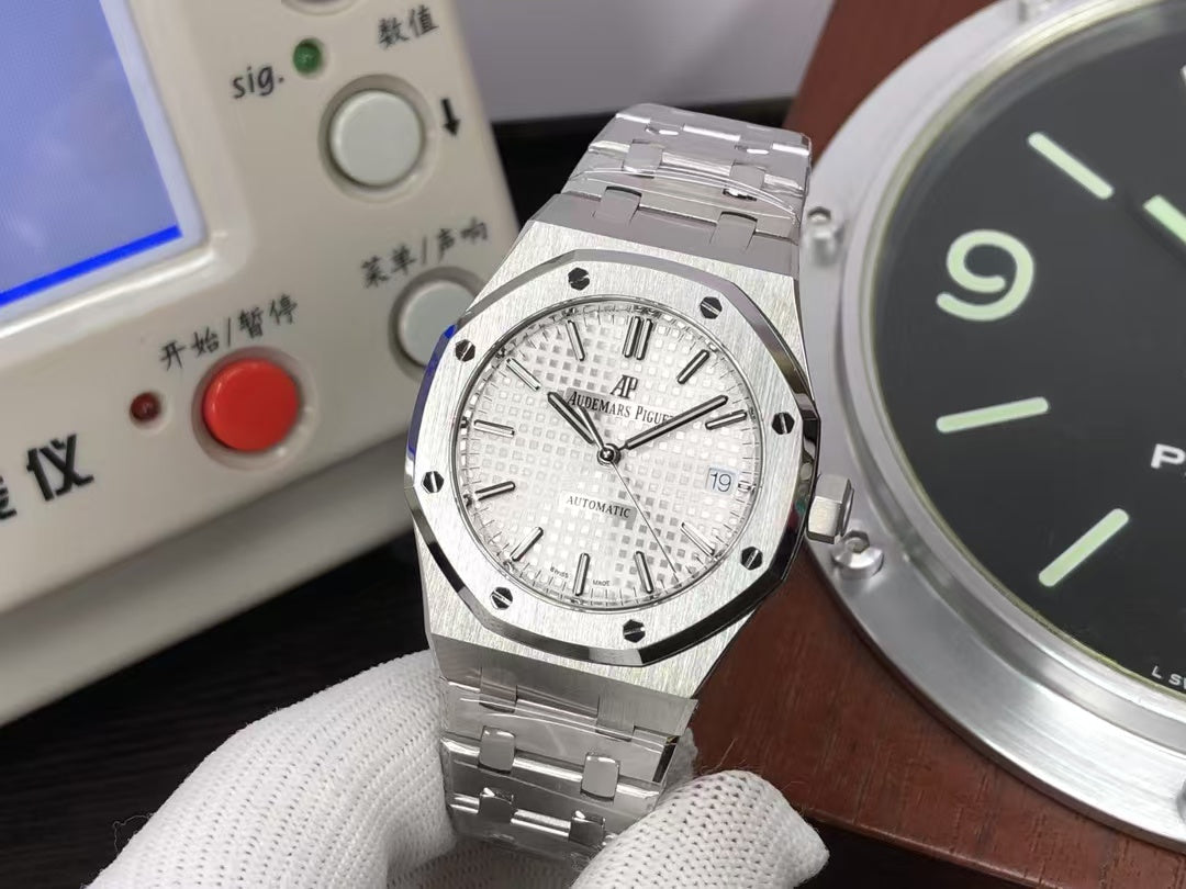 ap Royal Oak 37mm 15450 White Dial with Super 3120 Movement