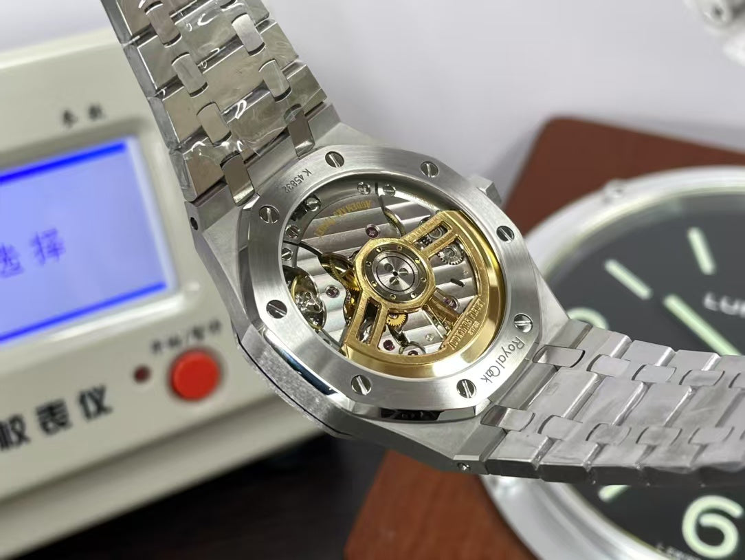 ap Royal Oak 15500 Black Dial with 4302 Movement