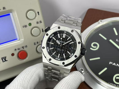ap Royal Oak Offshore Diver 15703 Black Dial Steel Bracelet with Super 3120 Movement