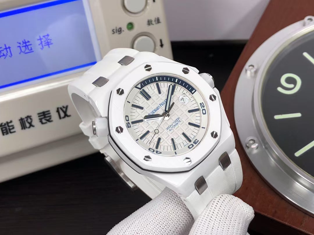 ap Royal Oak Offshore Diver 15707 White Ceramic with 3120 Movement