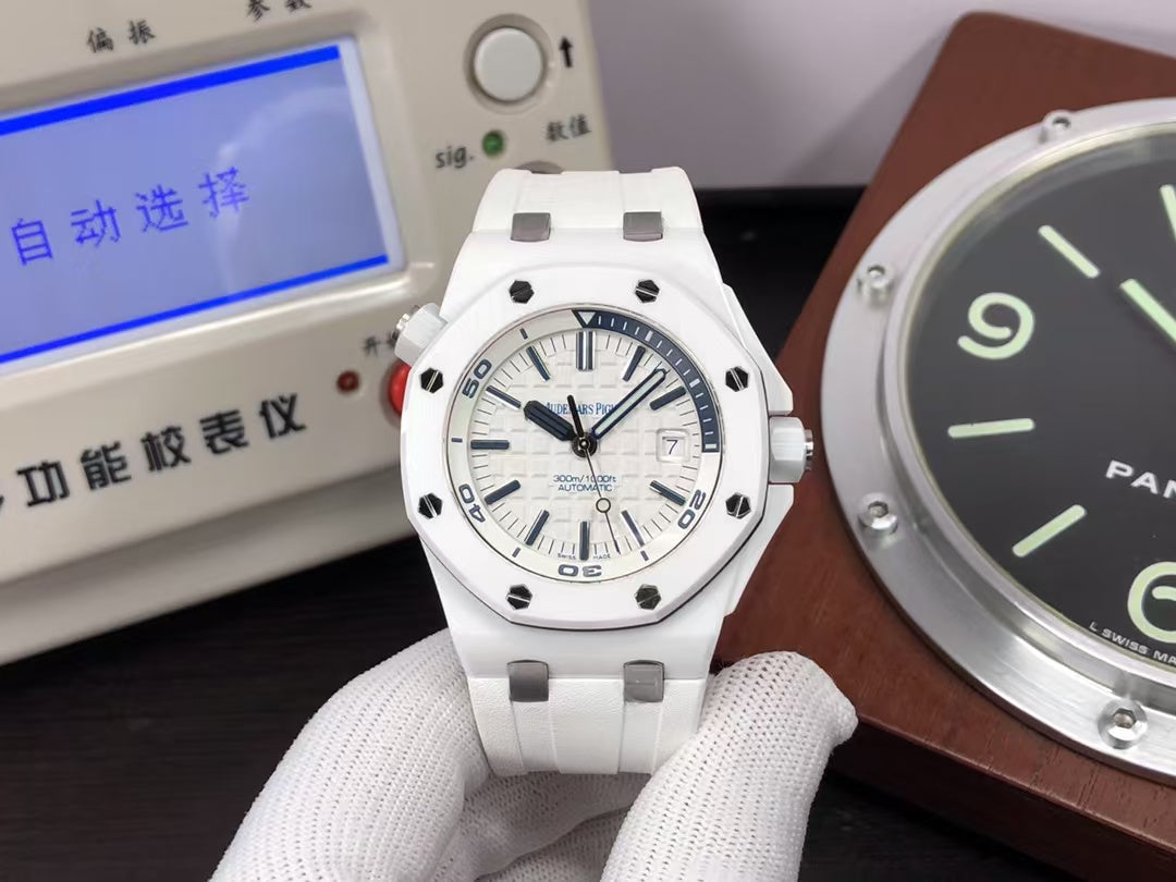 ap Royal Oak Offshore Diver 15707 White Ceramic with 3120 Movement