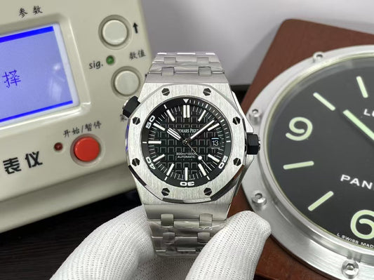 APSF ap Royal Oak Offshore Diver 15710 Black Dial Steel Bracelet with Super 3120 Movement