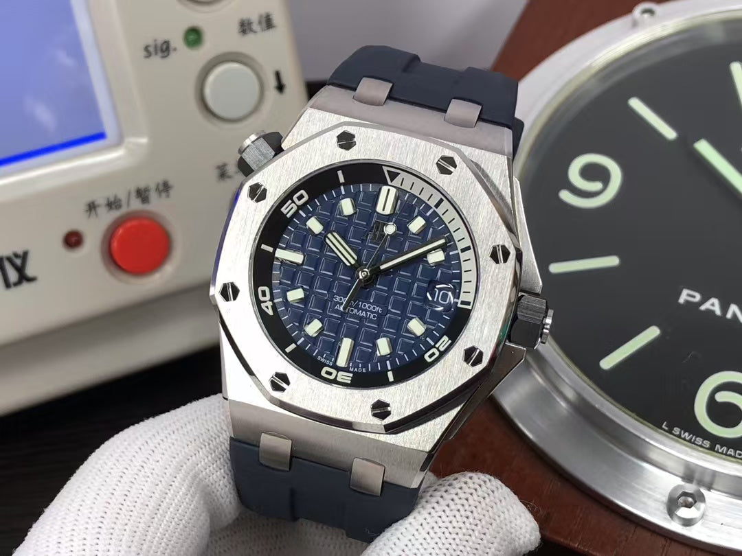 APSF ap Royal Oak Offshore Diver 15720 Blue Dial with Super 4308 Movement