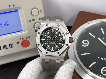 APSF ap Royal Oak Offshore Diver 15720 Gray Dial with Super 4308 Movement