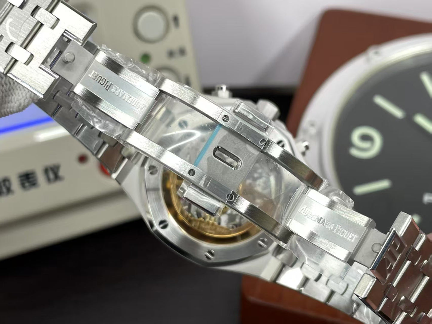 Swiss ap Royal Oak Chronograph 26240 Black Dial with 4401 Movement