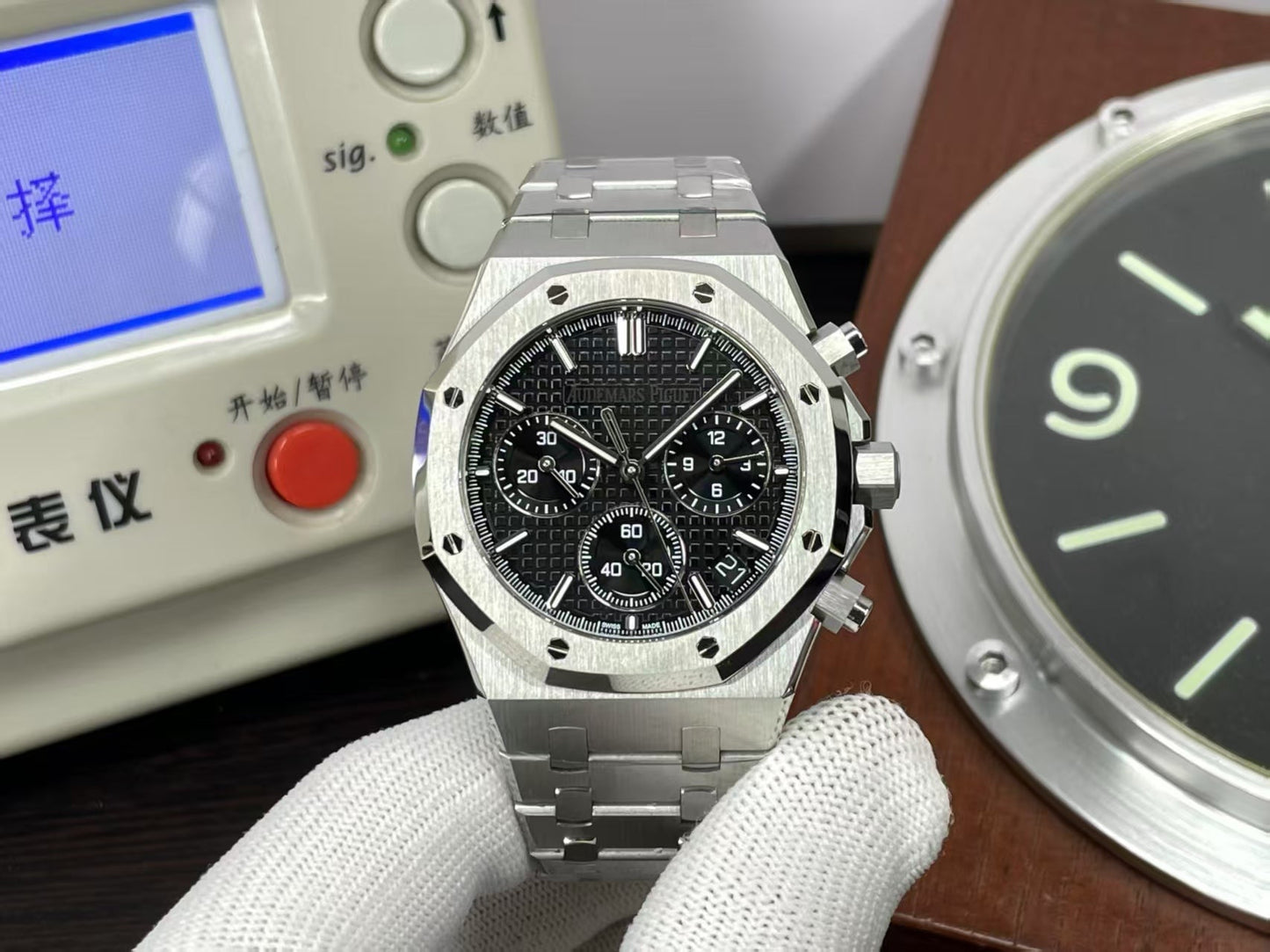 Swiss ap Royal Oak Chronograph 26240 Black Dial with 4401 Movement