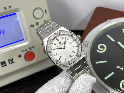 ZF ap Lady Royal Oak 67651 Diamond Bezel Swiss Quartz Movement