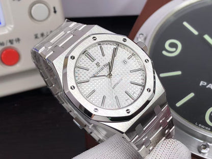 Perfect ap Royal Oak 15400 White Dial with 3120 Movement
