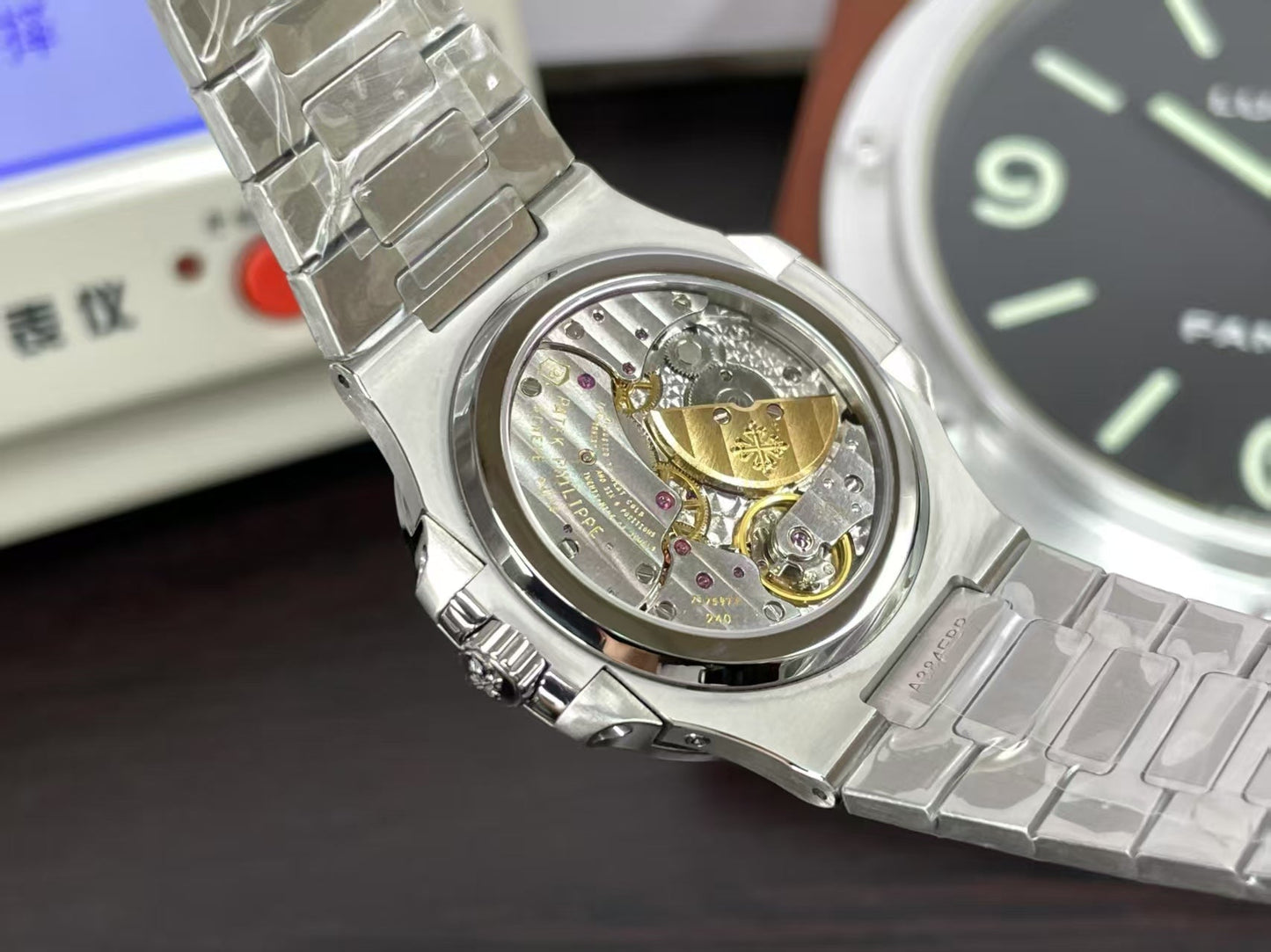 The Most High end 1:1 pp Nautilus Moon Phase 5712 with SW Dial