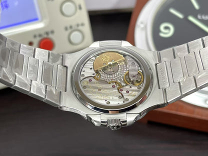 The Most High end 1:1 pp Nautilus Moon Phase 5712 with SW Dial
