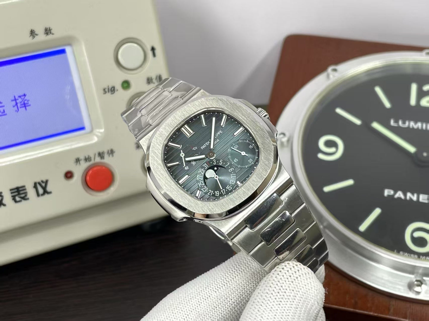 The Most High end 1:1 pp Nautilus Moon Phase 5712 with SW Dial