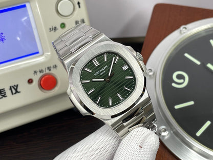 pp Nautilus 5711 Stainless Steel Case Green Dial 330 Movement