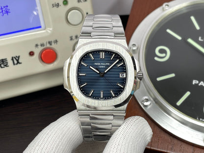 pp Nautilus 5811 Weighted Blue Dial 330 Movement