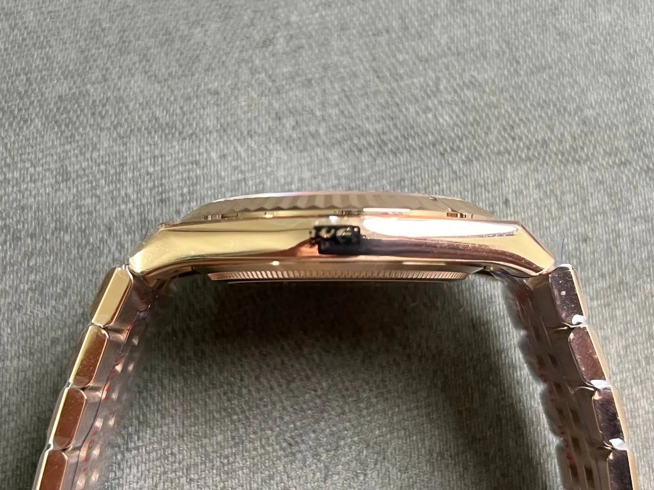 Land-Dweller 40 mm Everose gold (2025)