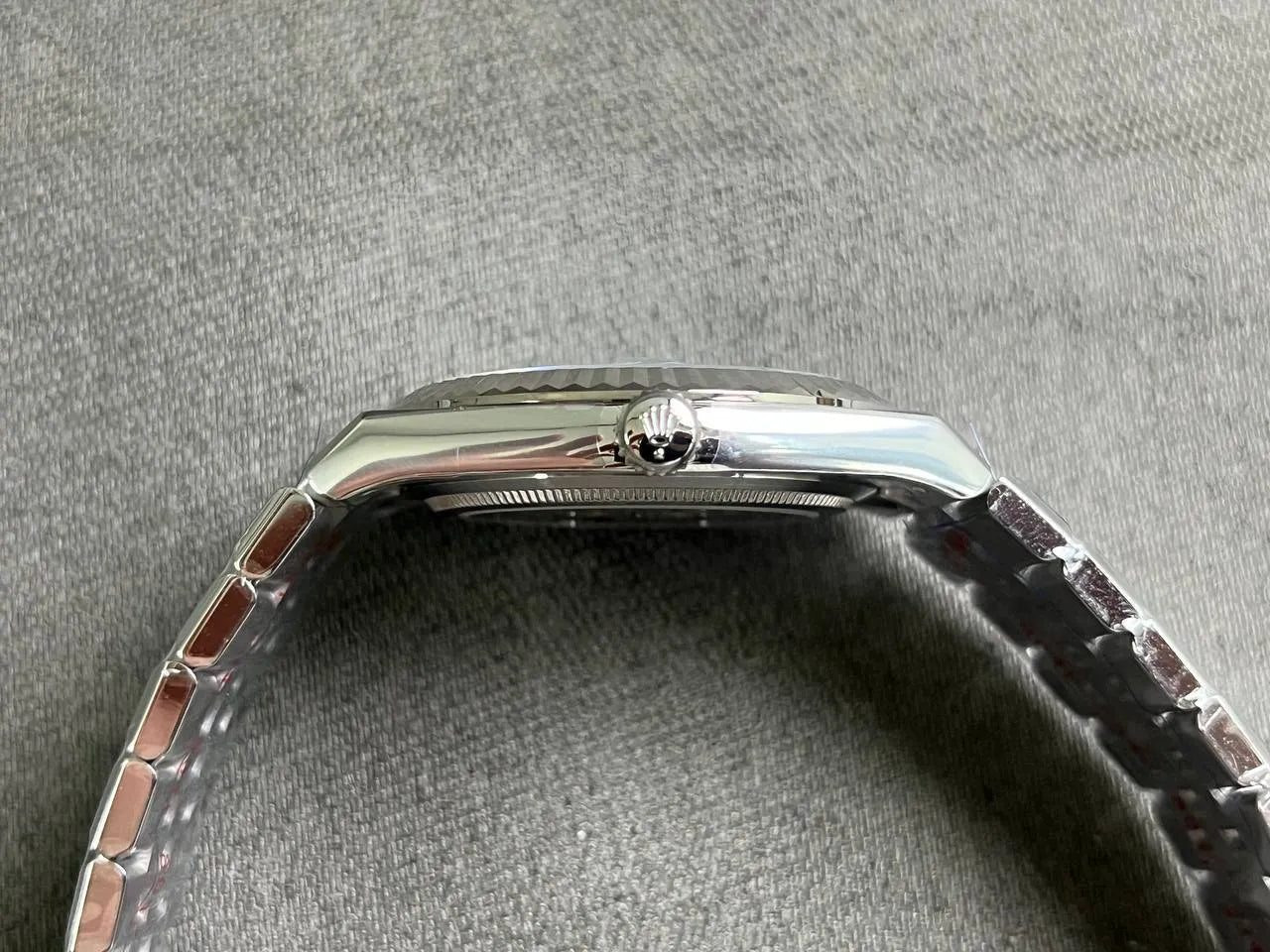 Land-Dweller 40 mm Ice Blue Dial (2025)