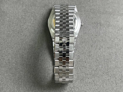 Land-Dweller 40 mm Ice Blue Dial (2025)