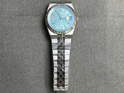 Land-Dweller 40 mm Ice Blue Dial (2025)