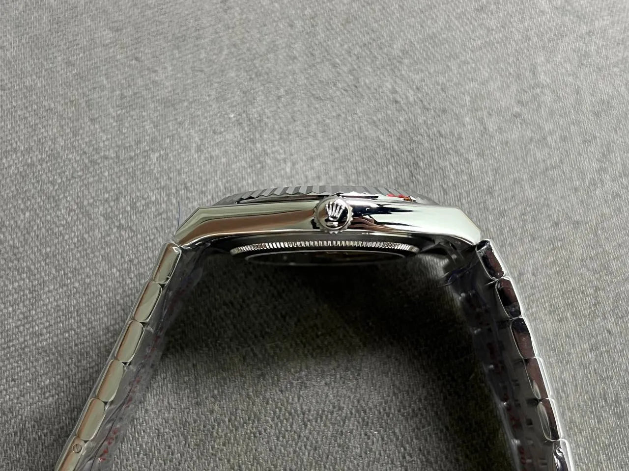 Land-Dweller 40 mm Stainless Steel (2025)
