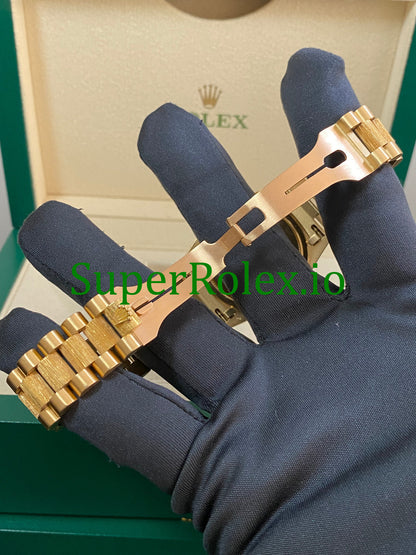Rolex Day-Date 36MM Yellow Gold Ref.18248 - Champagne Index Dial